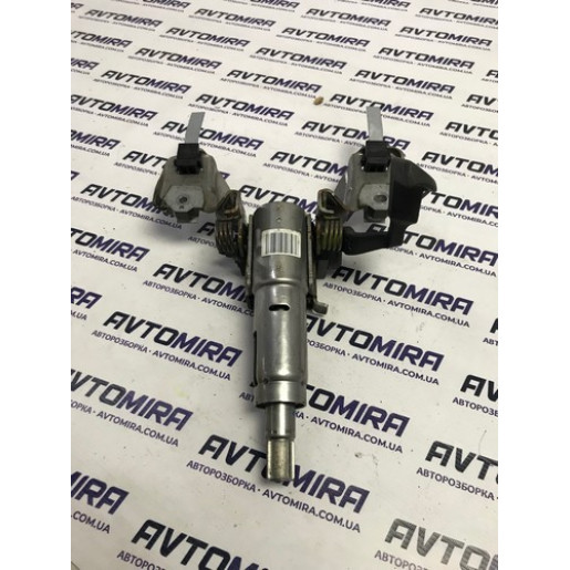 Кронштейн рулевой колонки RHD Opel Corsa D 2006-2014 28208792